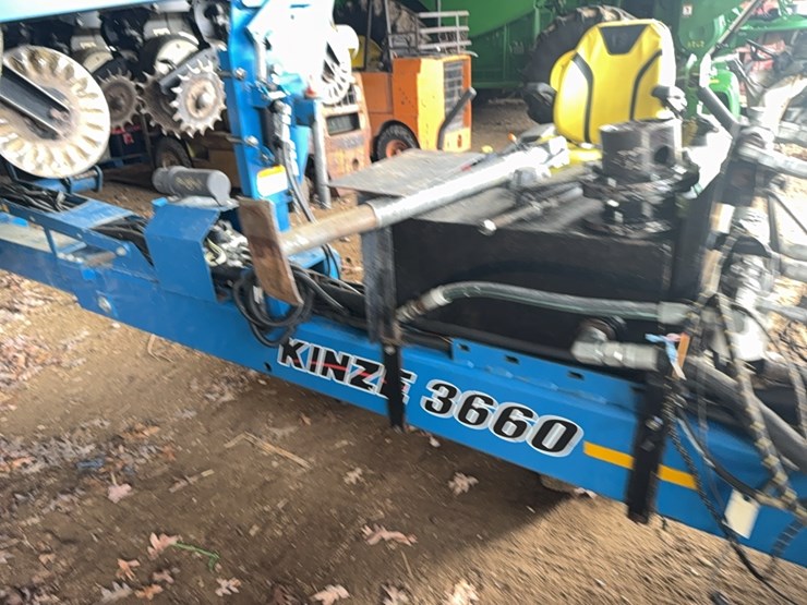 kinze-3660-image-38