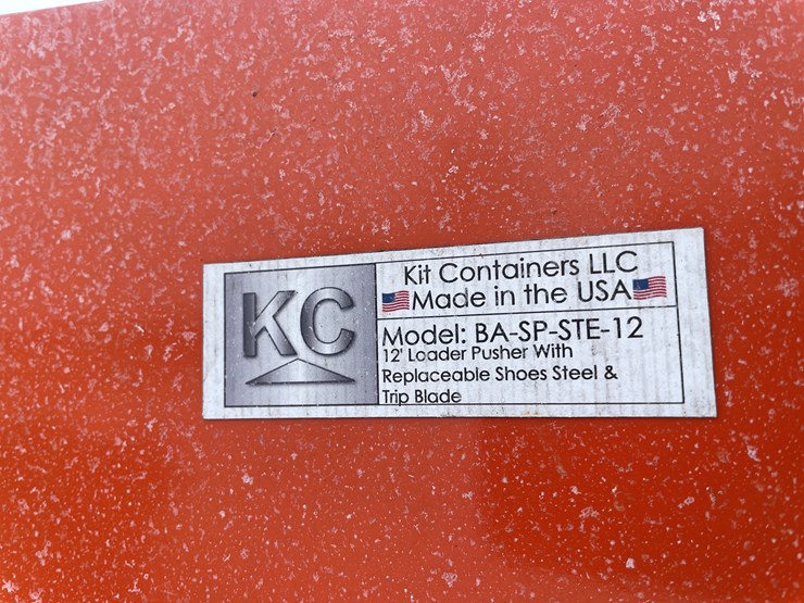 #2004-•-new-kc-12'-loader-pusher-image-16