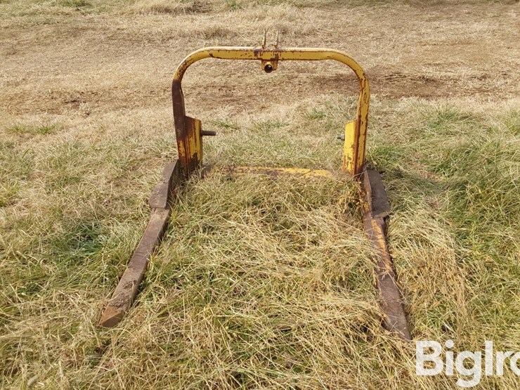 3-pt-mounted-bale-fork-image-6