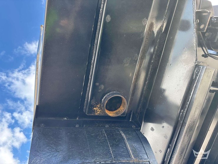 2019-kenworth-t880-image-21