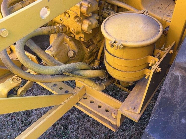 john-deere-840-image-46