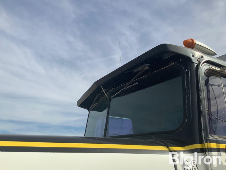 1981-international-f-4370-image-13