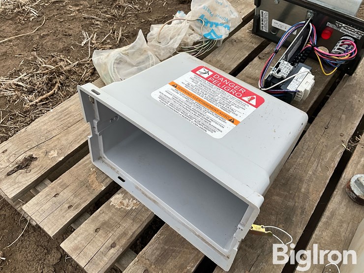 valley-pivot-tower-control-boxes-image-18