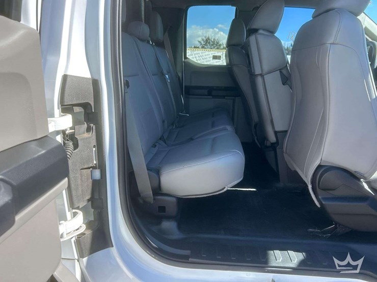 2015-ford-f150-image-17