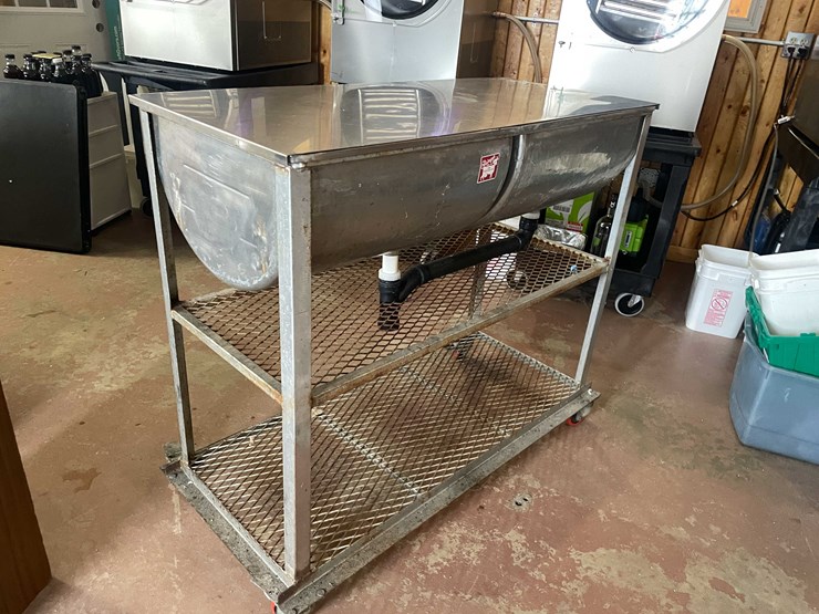 #6350-•-double-milk-cow-sink-image-3