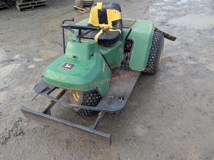 john-deere-1200-image-11