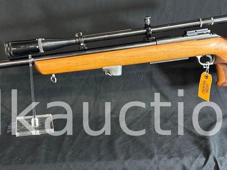 winchester-52b-22-rifle-(sn#-45538b)-image-12