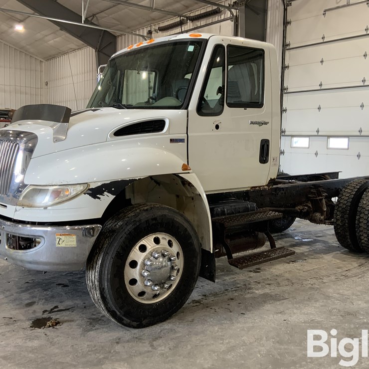 2013 INTERNATIONAL 4400