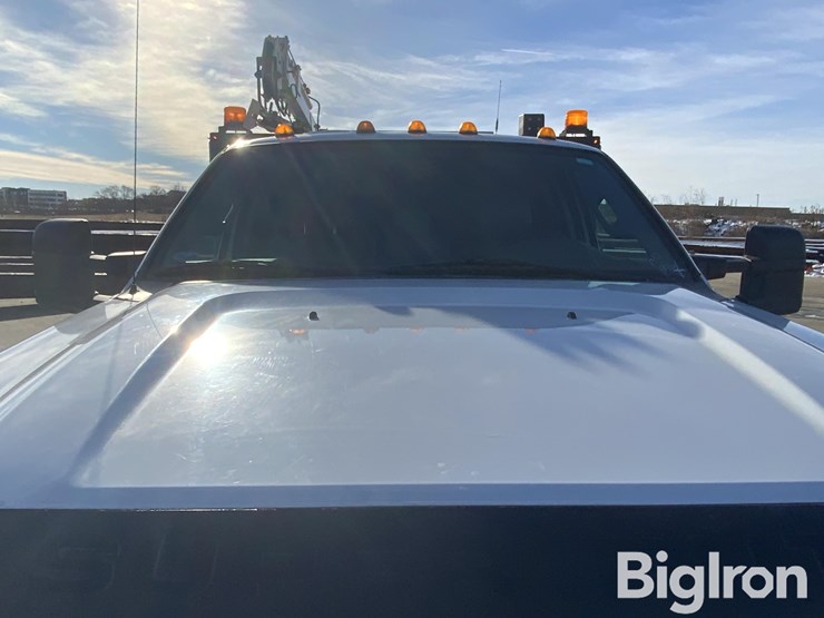 2012-ford-f550-xl-image-11