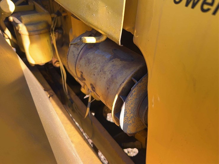 john-deere-840-image-37