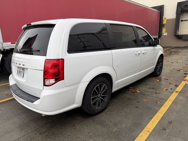 2019-dodge-grand-caravan-image-3