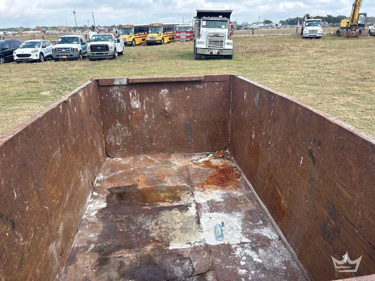 roll-off-dumpster-image-8