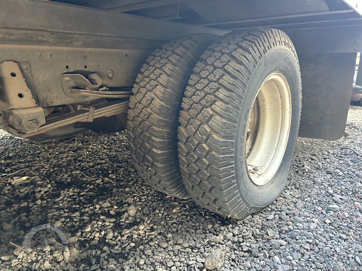 1997-isuzu-npr-image-24