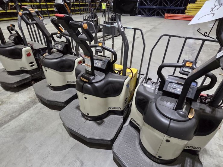 2020-crown-pe4500-60-image-1