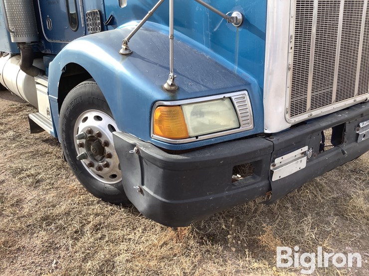 1998-peterbilt-377-image-13