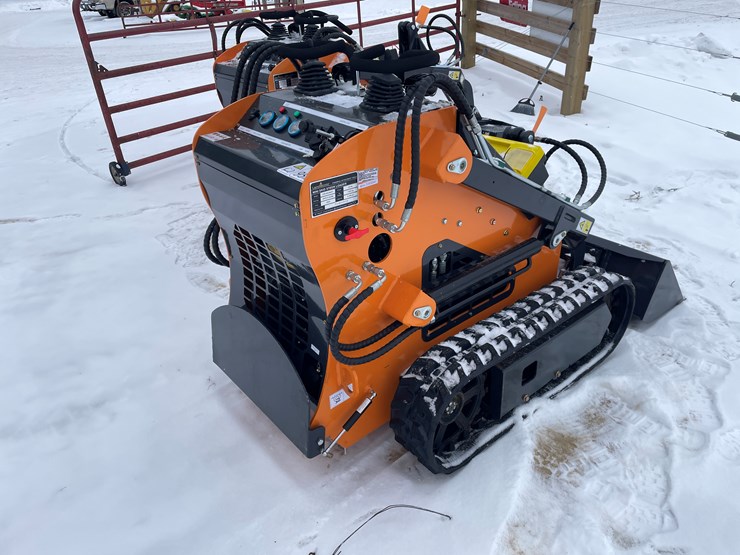 #304-•-new-landhonor-mini-skid-steer-loader-image-5