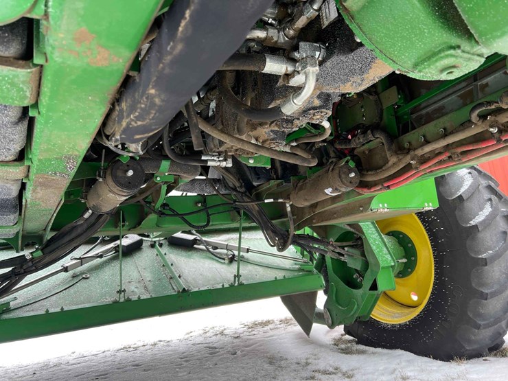 2024-john-deere-w235r-image-62