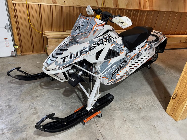 #3796-•-2012-arctic-cat-turbo-richie-rich-f1100-sno-pro-snowmobile-image-1