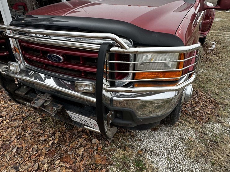 ford-f350-xlt-image-11