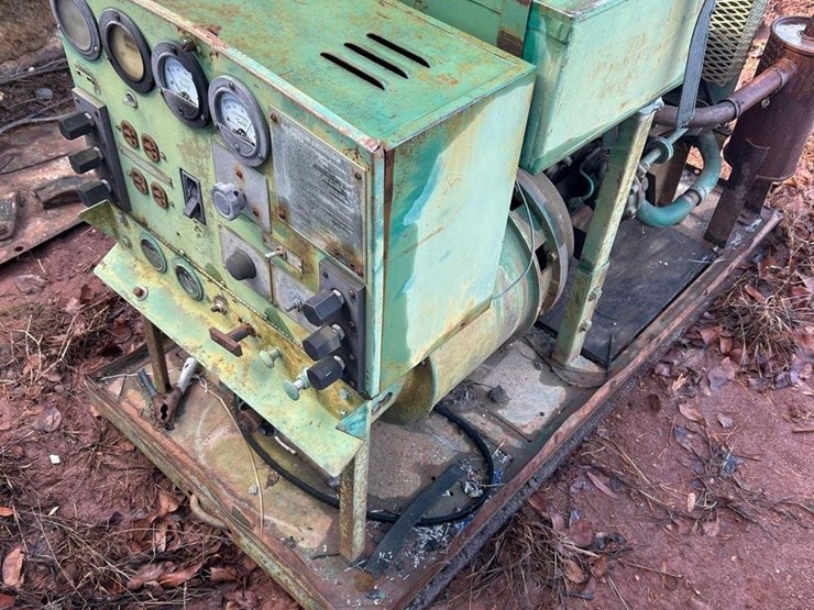 gas-powered-generator-image-1