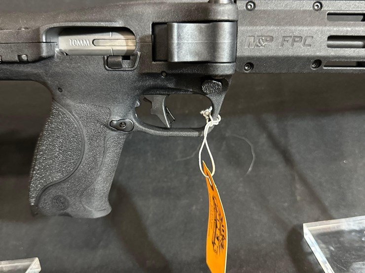 smith-&-wesson-fcp-10mm-folding-rifle-(sn#-vc03192)-(3mags/box/case)-image-6