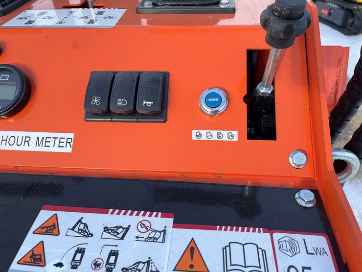 #302-•-mms-mini-skid-steer-ride-on-loader-image-17