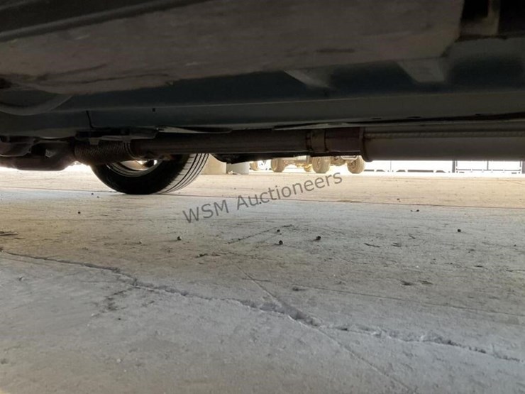 2015-ford-taurus-sdn-image-26