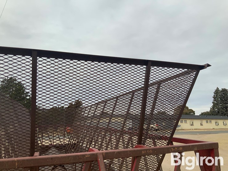 cattle-man’s-choice-bale-feeder-wagon-image-11