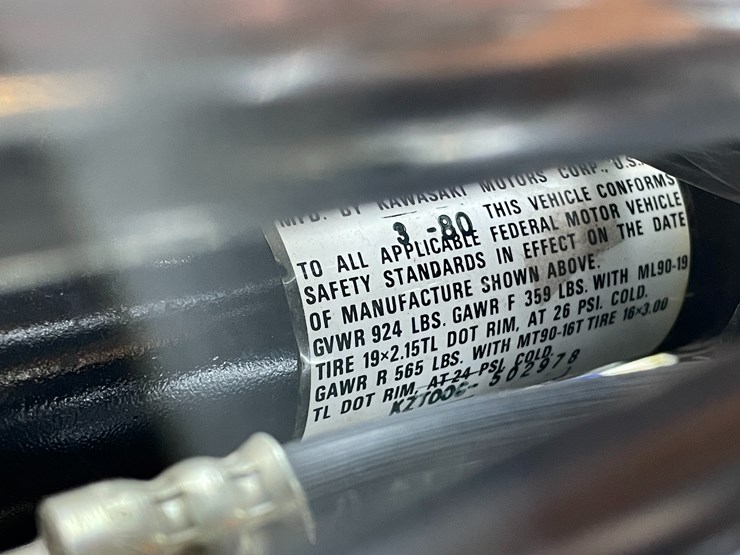 #3814-•-1980-kawasaki-z1-classic-motorcycle-(has-wi-title)-image-22