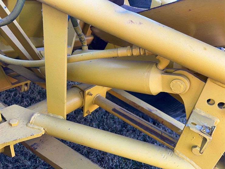 john-deere-840-image-85