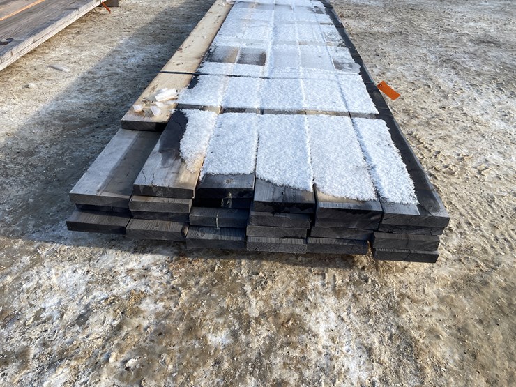 #3807-•-bundle-of-construction-grade-lumber-image-4