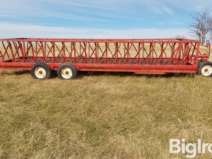 apache-wfw24a2-24'-feeder-wagon-image-4