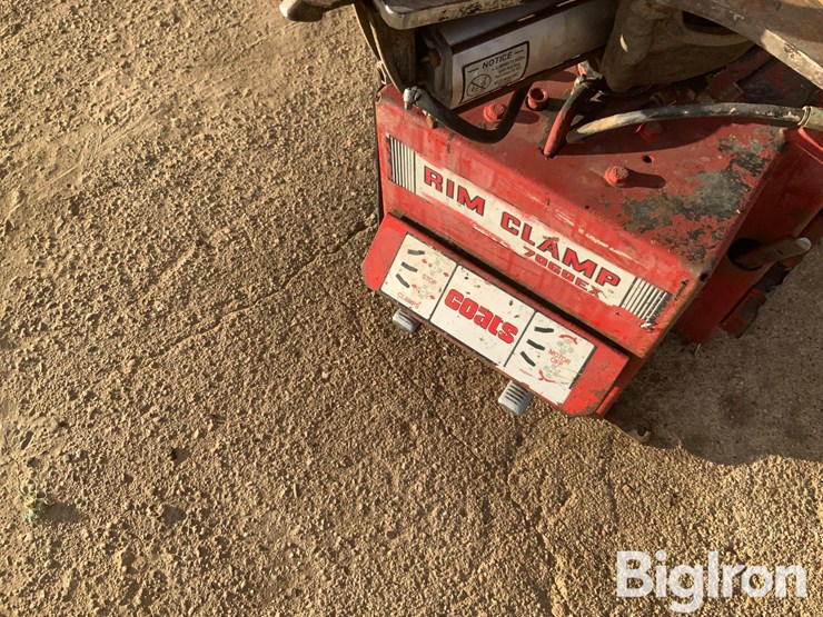 coats-7060ex-tire-machine-image-20