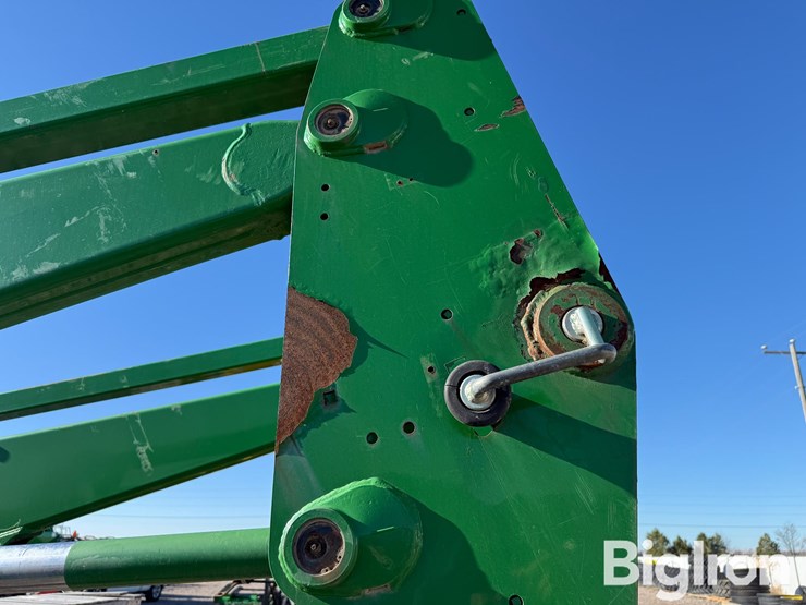 2011-john-deere-h480-image-16