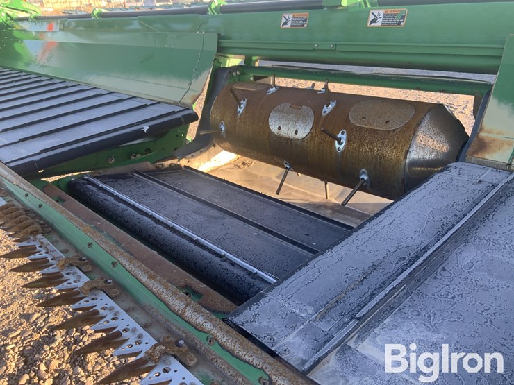 2021-john-deere-735d-image-12