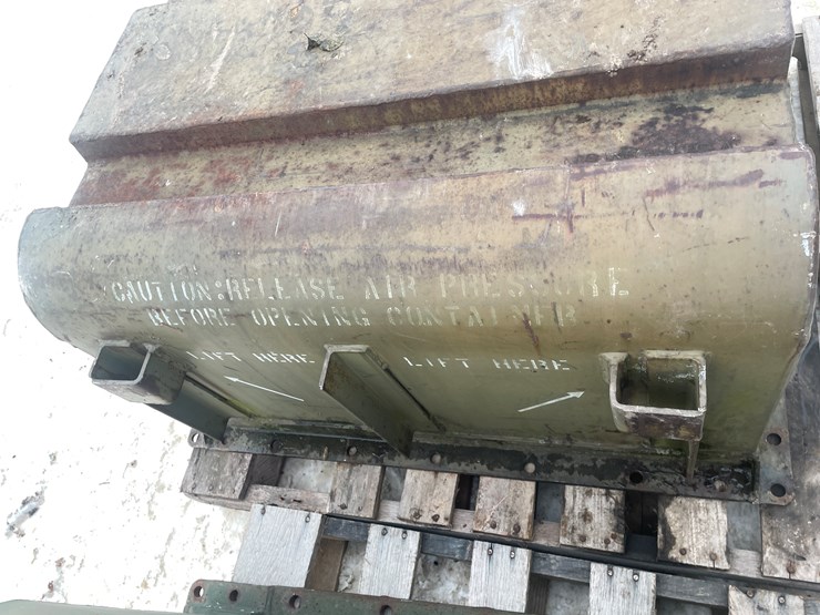 #3798-•-(2)-heavy-metal-shipping-crates-image-11