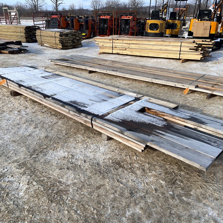 #3807 • Bundle of Construction Grade Lumber