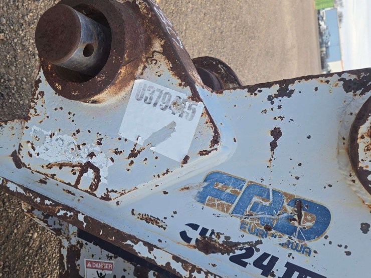 frd-cw24iii-ditch-packer-attachment-image-6