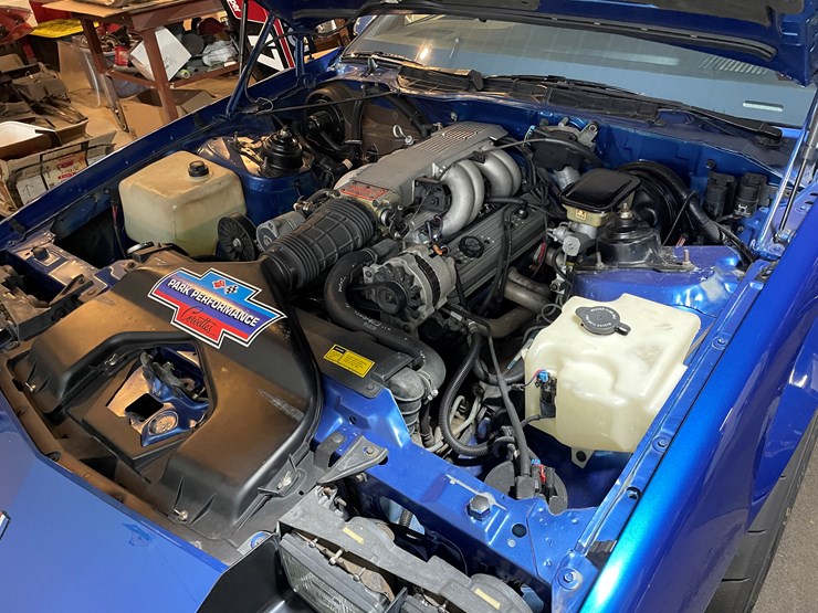 #3811-•-1990-chevrolet-camaro-iroc-z-rare-1le-(has-wi-title)-image-39