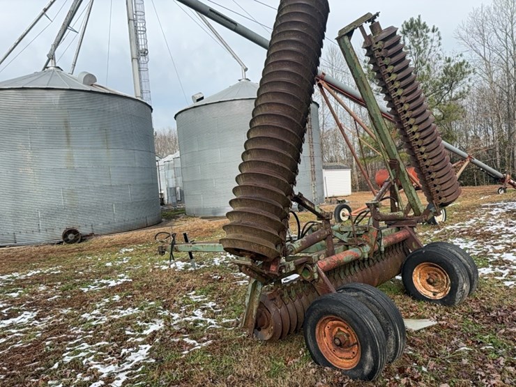 24-ft-folding-3-section-cultipacker-pull,-brillion;-located-at-7241-roxbury-rd,-charles-city,-va,-please-call-804.651.4404-with-questions-image-15