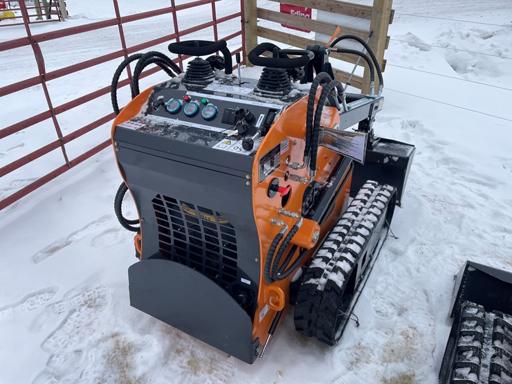 #305-•-new-landhonor-mini-skid-steer-loader-image-5