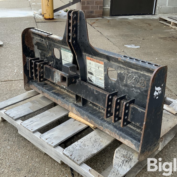Bobcat Skid Steer 3-Pt Hitch Attachment