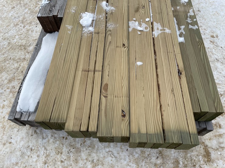 #3777-•-bundle-of-laminated-wood-beams-image-12