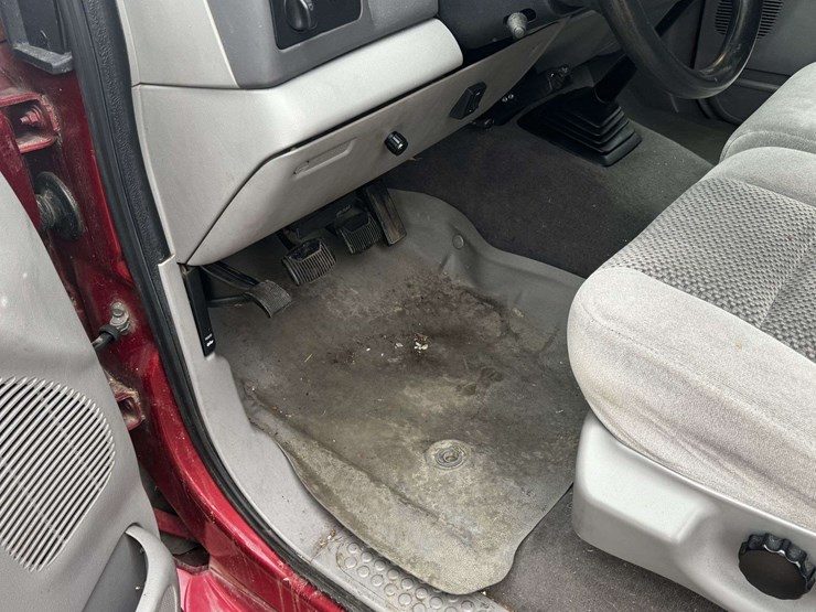 ford-f350-xlt-image-34