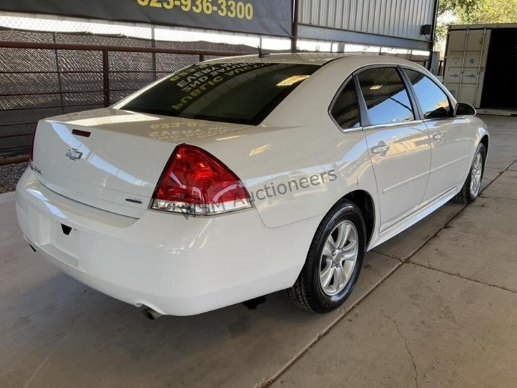 2016-chevrolet-impala-sdn-image-6