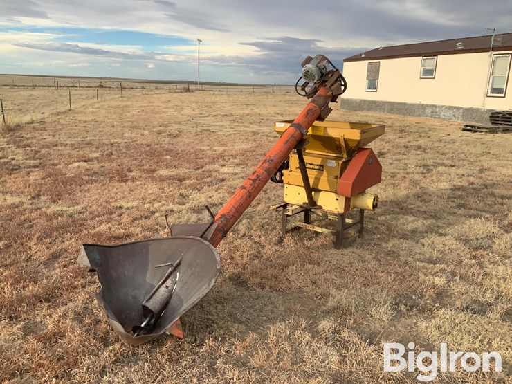 peerless-grain-grinder-w/6"-loading-auger-image-4