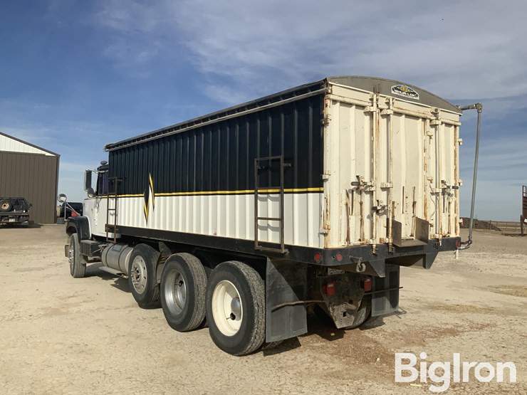 1981-international-f-4370-image-7