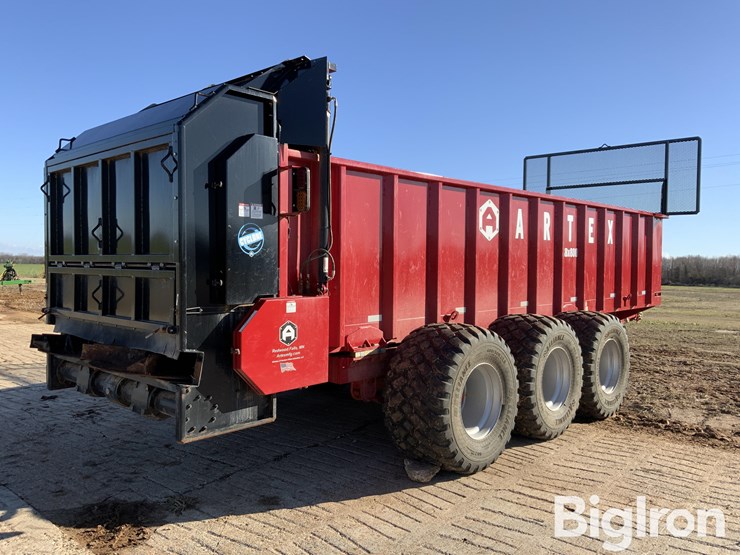 2024-artex-sbx800-tri/a-manure-spreader-image-5