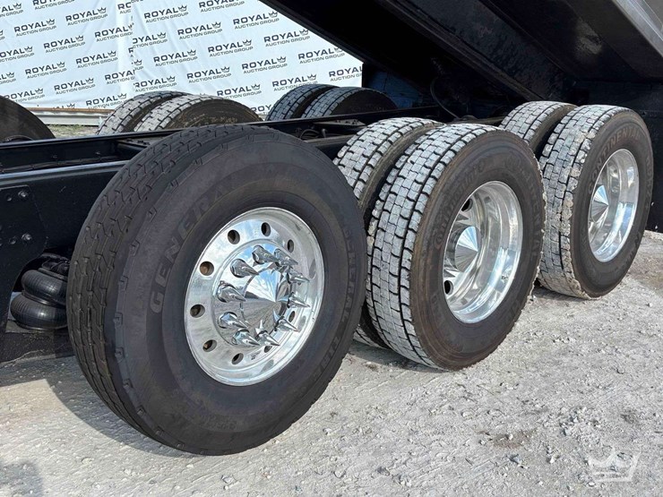 2019-kenworth-t880-image-52