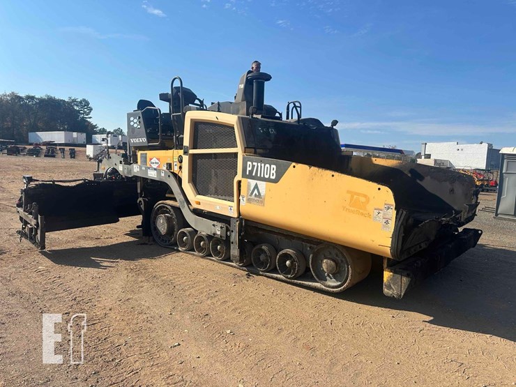 2018-volvo-p7110b-image-36